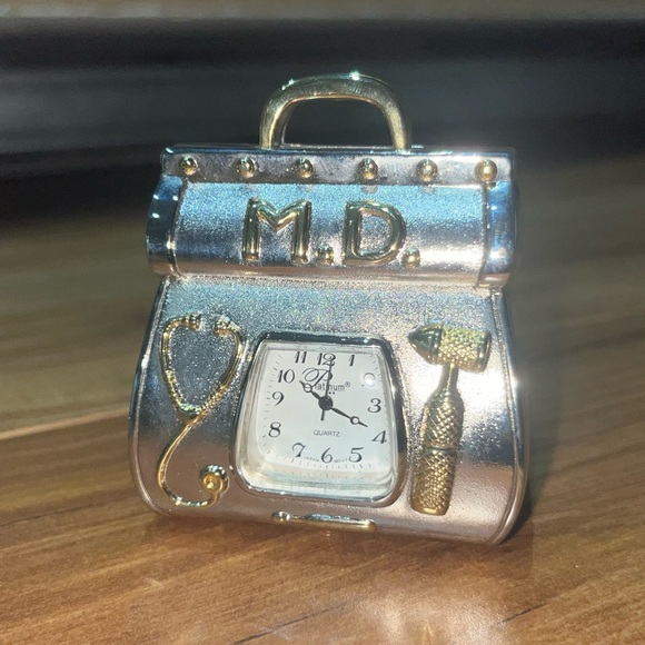 PLATINUM collectible mini M.D. bag clock, Japan movt, quartz - Picture 3 of 5